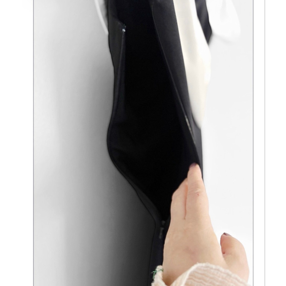 Badgley Mischka Size 6 One Shoulder Black & White Gown - Picture 11 of 13